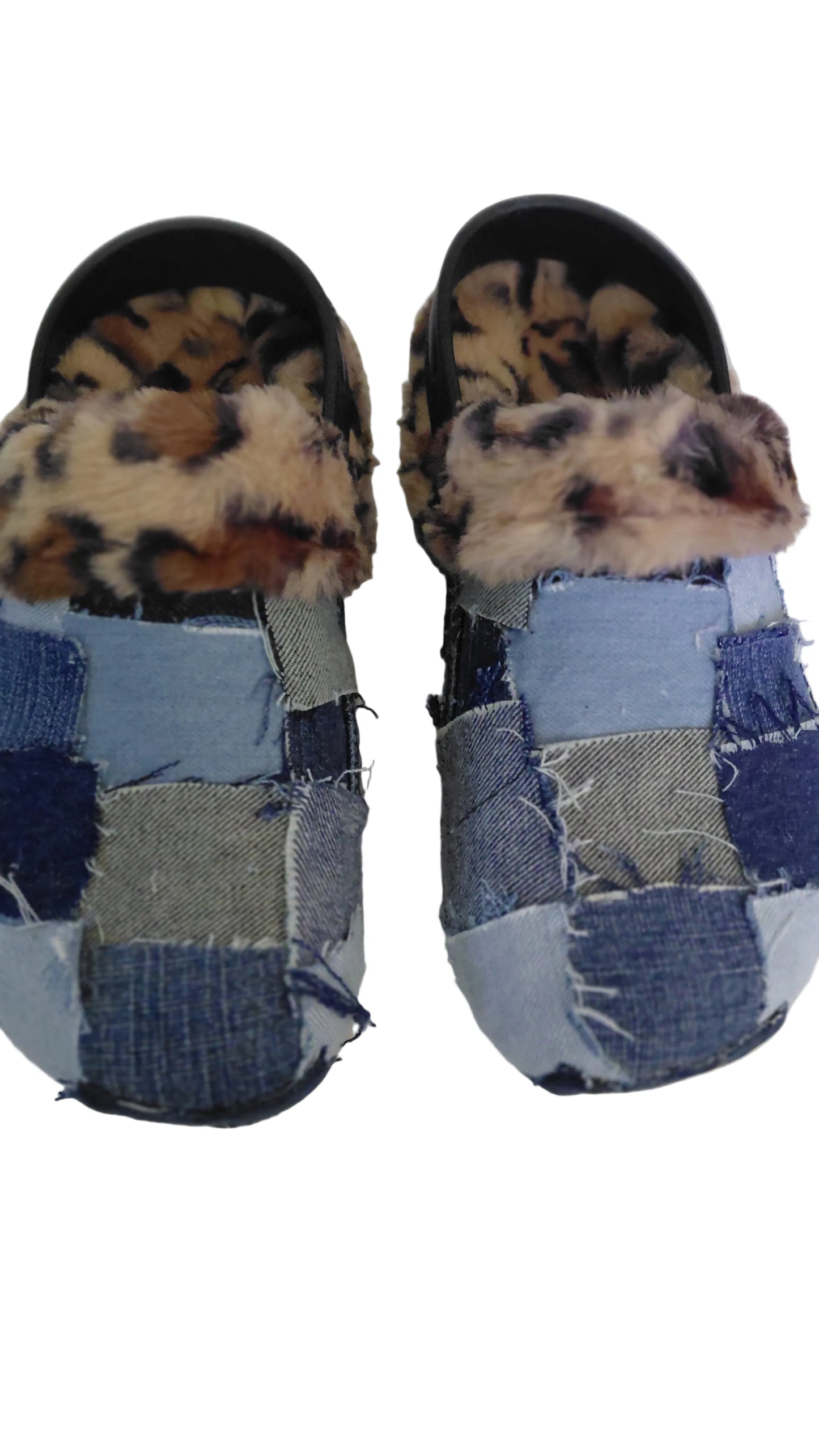 DENIM CROUCHES