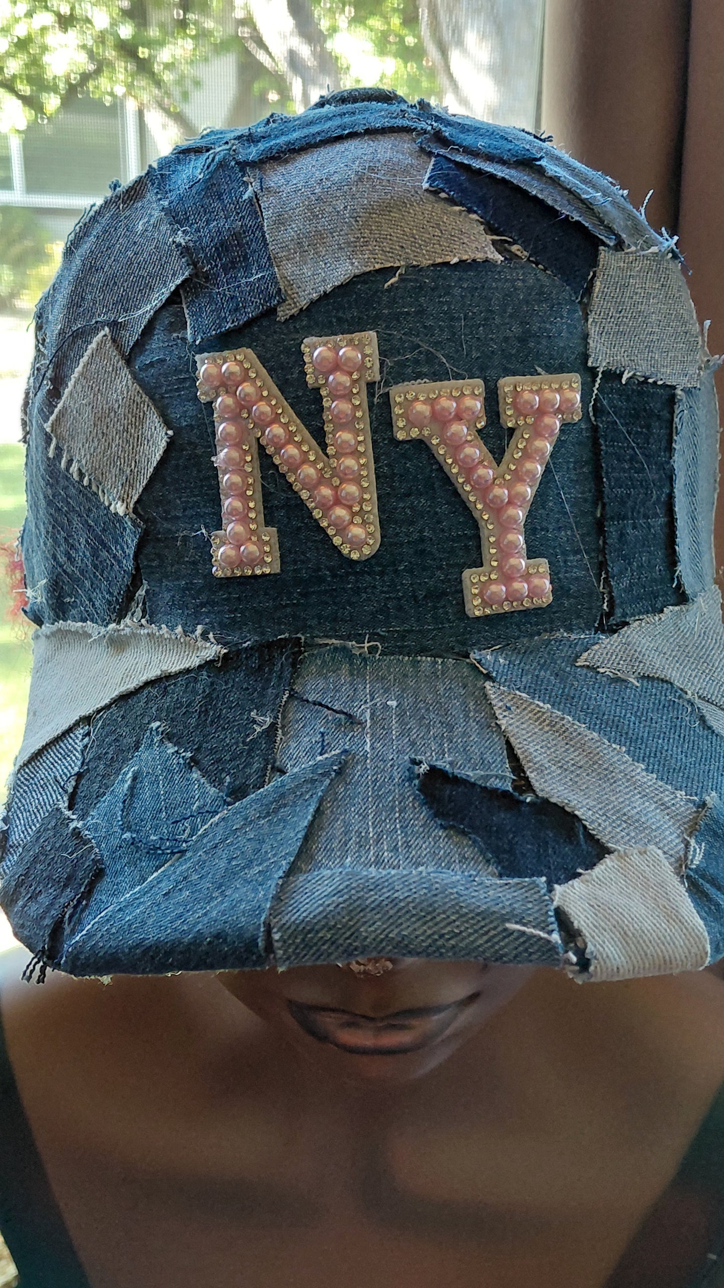 NEW YORK PINK FAUX PEARL DENIM CAP
