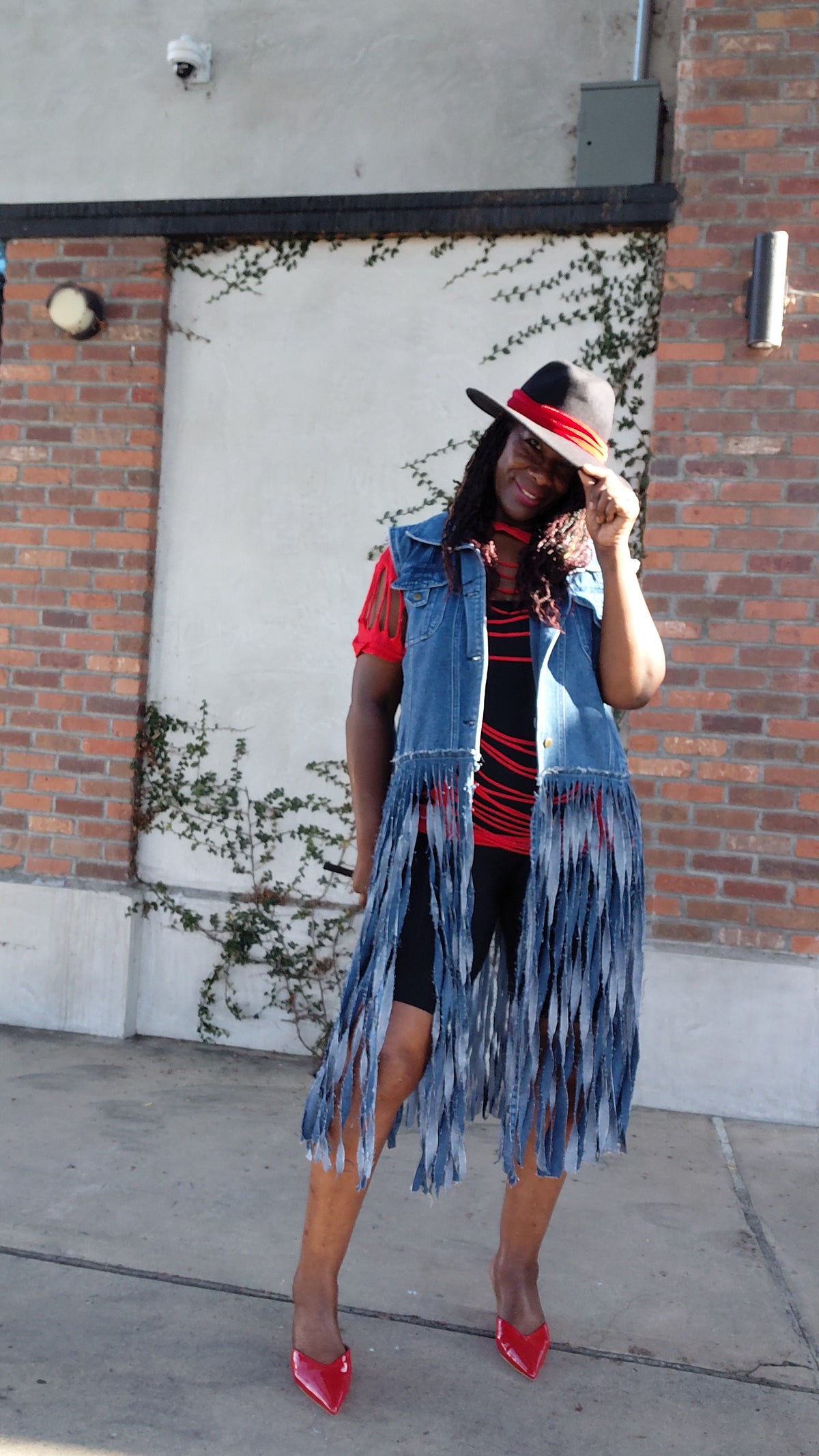 DENIM COWGIRL STRING IT VEST JACKET