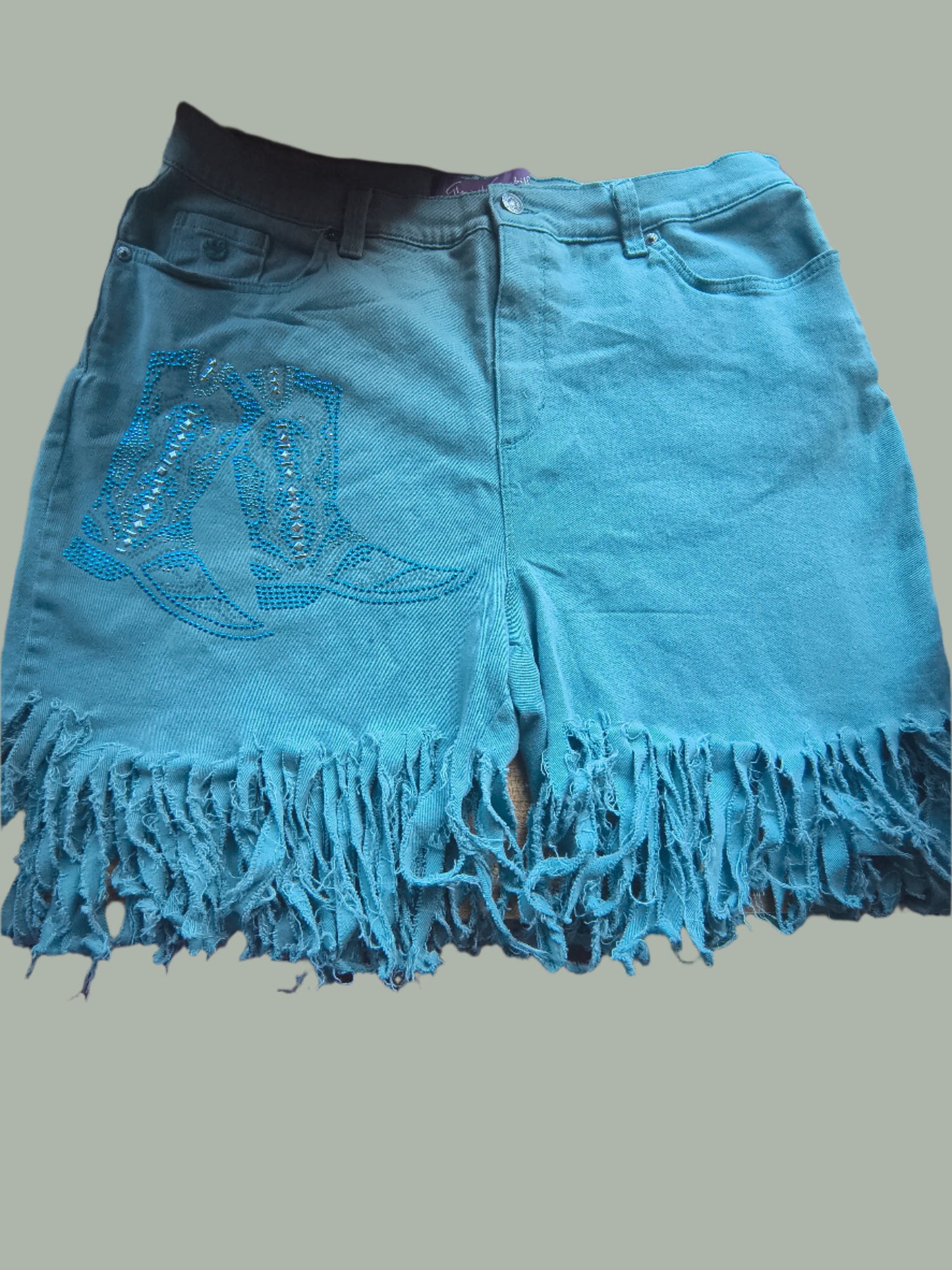 RUGGEDFITTEDJEANS SHREDDED COWBOY SHORT PANT