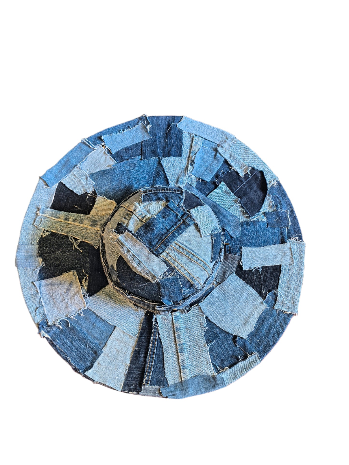 RUGGED STYLE PATCH DENIM SKIRT WITH RUGGED STYLE DERBY HAT