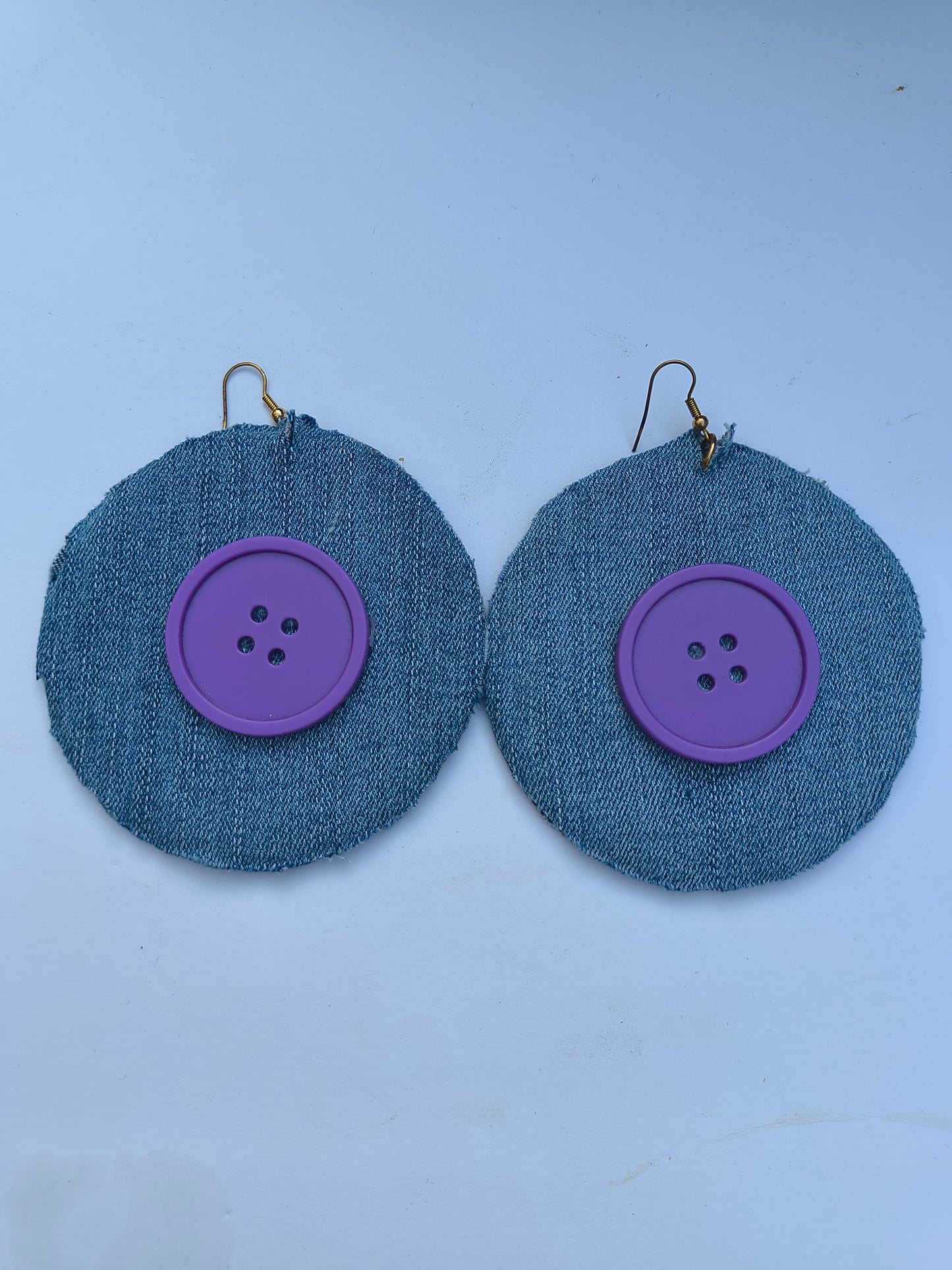 JEANS BUTTON EARRING